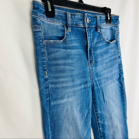 American Eagle Outfitters Next Level Stretch Hi Rise Jegging Light Wash Size 10 - Picture 5 of 16